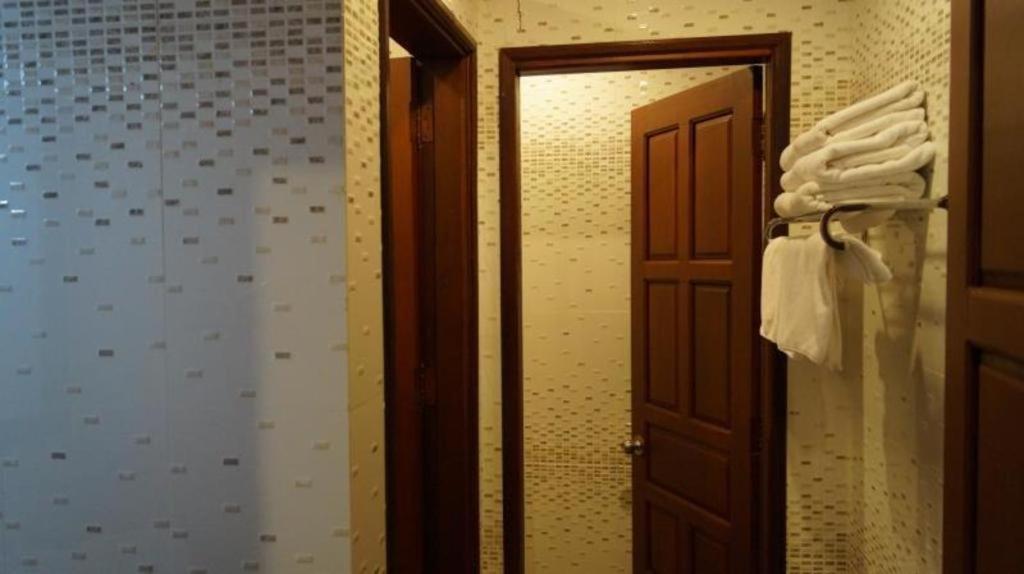 Vansana Hotel Vang Vieng Eksteriør bilde